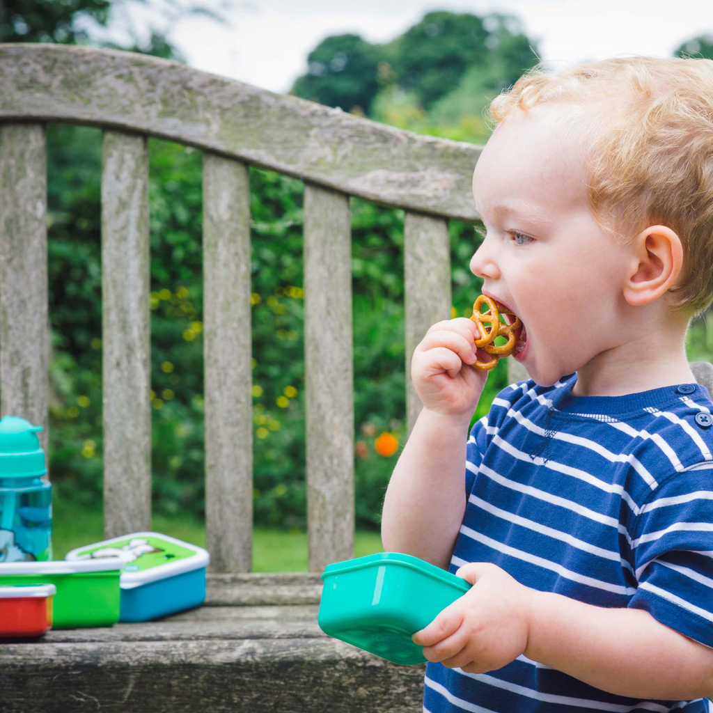 Childrens nesting lunch box pots